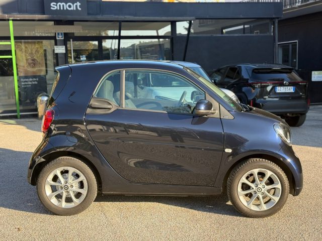 smart forTwo 70 1.0 PASSION UNICO PROPRIETARIO SOLO KM. 38.343 - foto 2 di 37