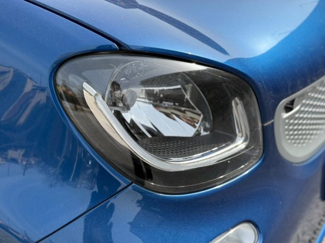 smart forTwo 90 TWINAMIC PASSION+NAVIG.+ SOLO KM. 57.608 - foto 4 di 4