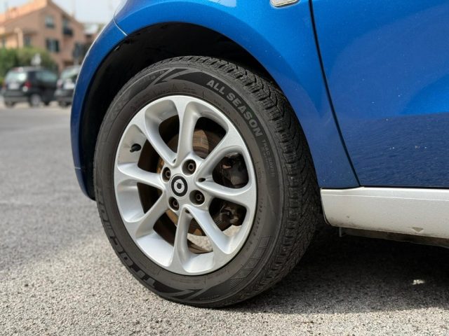 smart forTwo 90 TWINAMIC PASSION+NAVIG.+ SOLO KM. 57.608, del 2018, 57.608 km, in vendita a Caserta (CE)