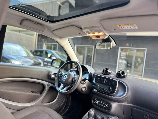 smart forTwo 70 1.0 PASSION TWINAMIC+PACK LED+PARKTRONIC usato a CASERTA