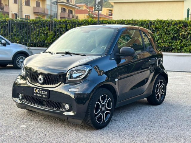 smart forTwo 70 1.0 PASSION TWINAMIC+PACK LED+PARKTRONIC - foto 2 di 4