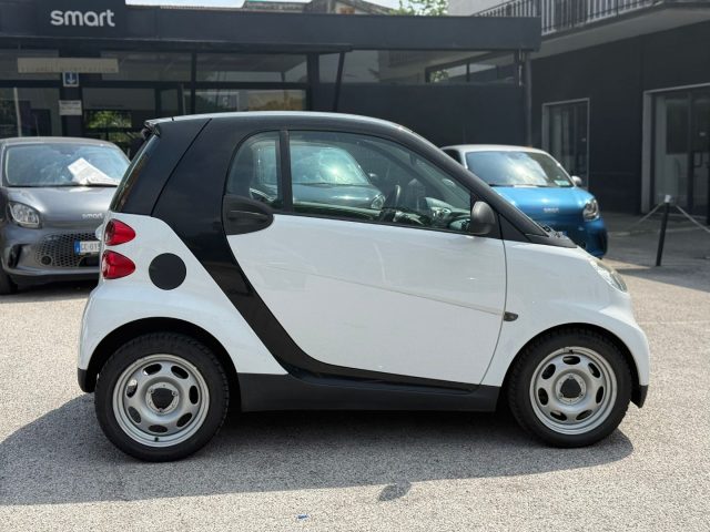 smart forTwo 71 CV PURE+CLIMA+NAVIGATORE+TETTO SKY - foto 3 di 4