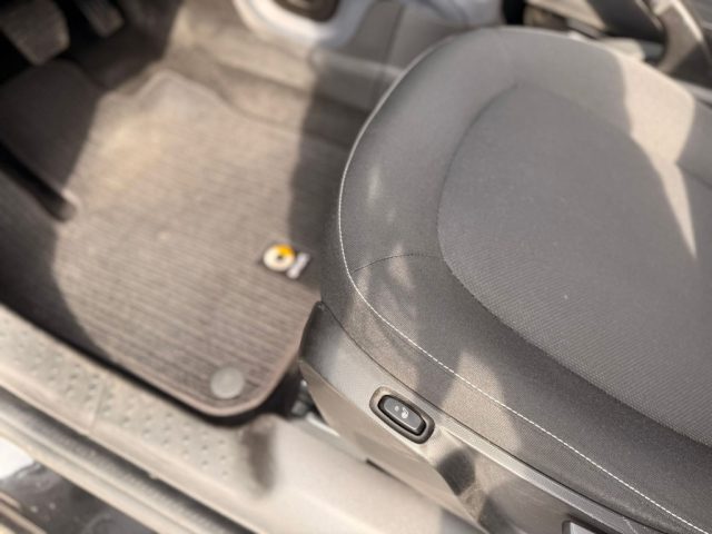 smart forFour 90 AUT. PASSION+TETTO APR.+UNICO PROP.+NAV., del 2017, 53.241 km, in vendita a Caserta (CE)