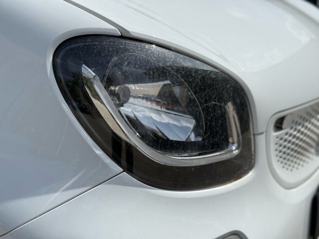 smart forTwo 70 PASSION TWINAMIC+UNICO PROP.+NAVIG.+LED+TETTO S - foto 4 di 4