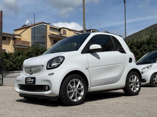 smart forTwo 70 PASSION TWINAMIC+UNICO PROP.+NAVIG.+LED+TETTO S - foto 2 di 4
