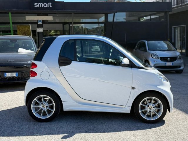 smart forTwo 71 CV PASSION MOD. 2015 TUTTI I TAGLIANDI EFFETTUA - foto 4 di 4