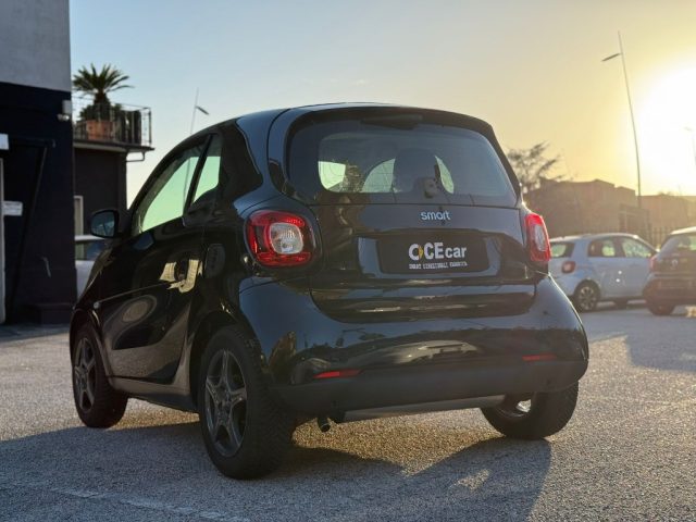 smart forTwo 90 PRIME SOLO KM 34.228+PELLE NERA+NAVIGATORE usato a CASERTA