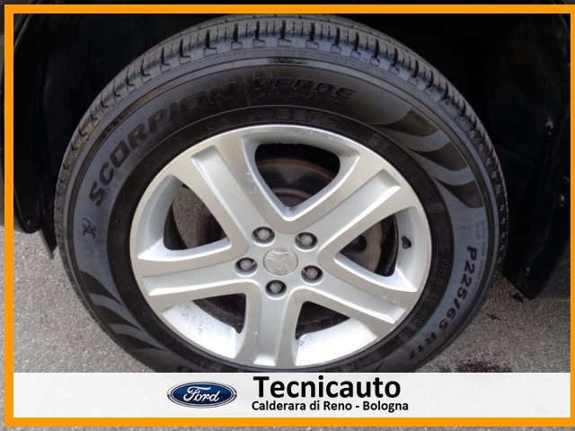 Suzuki Grand Vitara 1.9 DDiS 5 porte 4x4 EXECUTIVE, del 2006, 200.641 km, in vendita a Calderara Di Reno (BO)