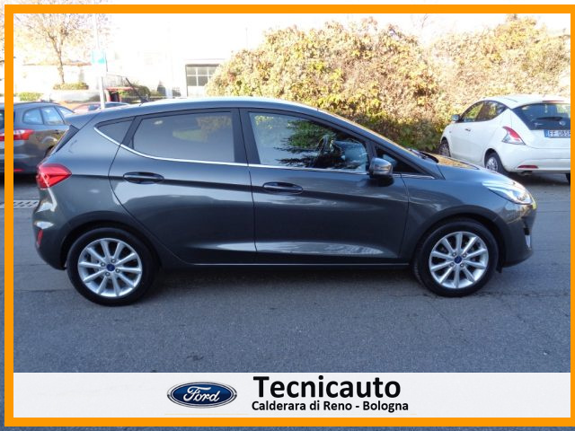 Ford Fiesta 1.1 75 CV 5 porte Titanium - foto 3 di 4