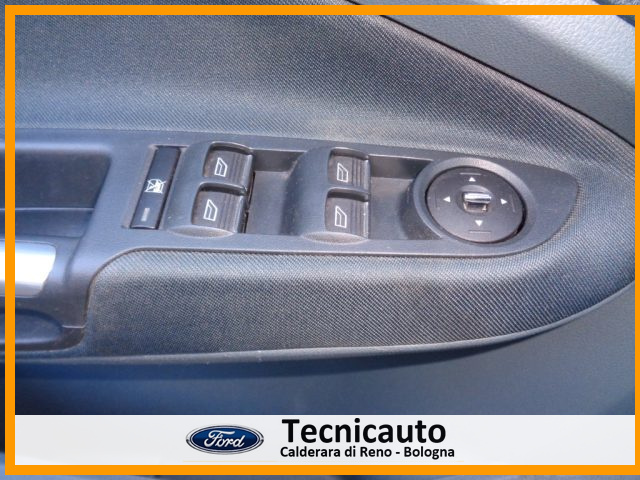 Ford C-Max 1.6 TDCi 95CV Plus, del 2014, 293.814 km, in vendita a Calderara Di Reno (BO)