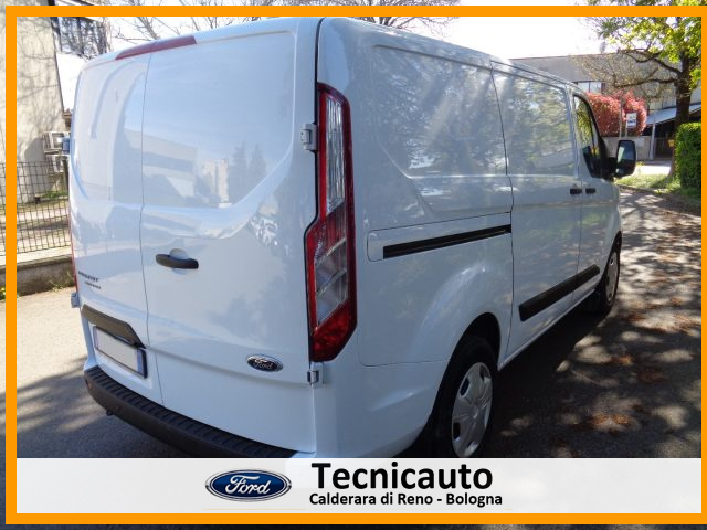 Ford Transit Custom 340 2.0 EcoBlue 130CV PC VAN Trend, del 2023, 122.000 km, in vendita a Calderara Di Reno (BO)