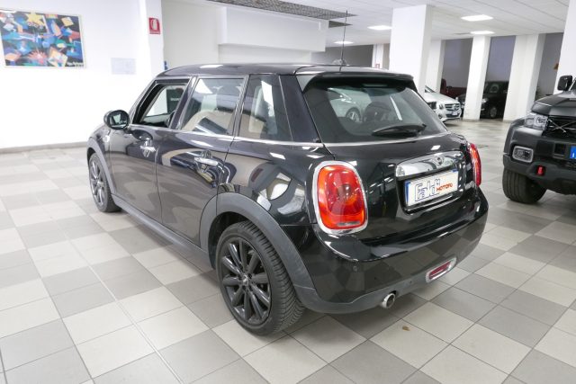 MINI Cooper D 1.5 Cooper D Boost 5 porte - foto 4 di 4