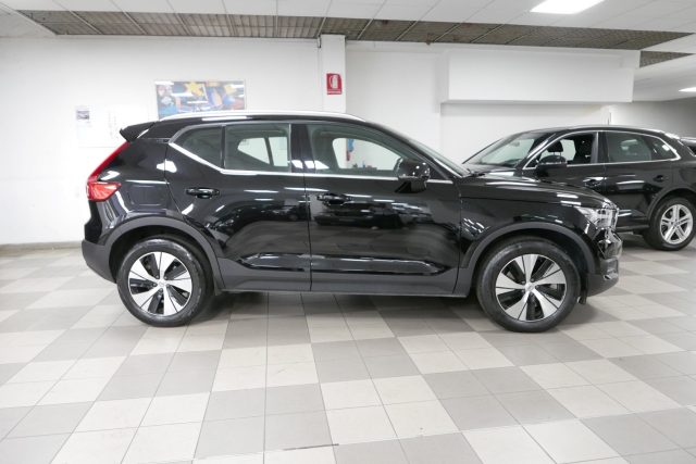 Volvo XC40 T5 Recharge Plug-in Hybrid Inscription Expression - foto 3 di 4
