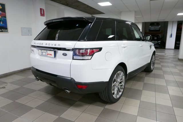 Land Rover Range Rover Sport 3.0 TDV6 HSE Dynamic - foto 4 di 4