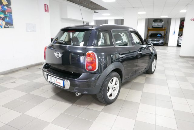 MINI Countryman Mini One D Countryman - foto 4 di 4