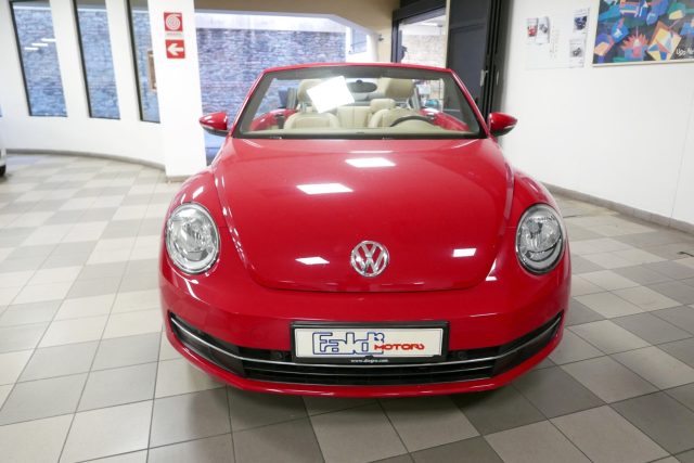 Volkswagen Maggiolino Cabrio 1.2 TSI Design - foto 2 di 4