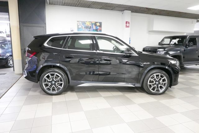 BMW X1 sDrive 18d xLine Autom. - foto 3 di 15