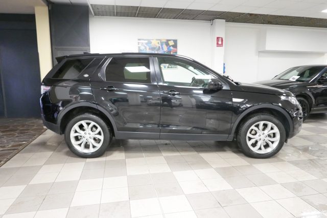 Land Rover Discovery Sport 2.0 TD4 180 CV HSE Autom. - foto 3 di 4