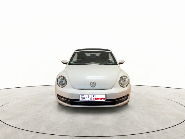 Volkswagen Maggiolino Cabrio 1.2 TSI Design - foto 2 di 4