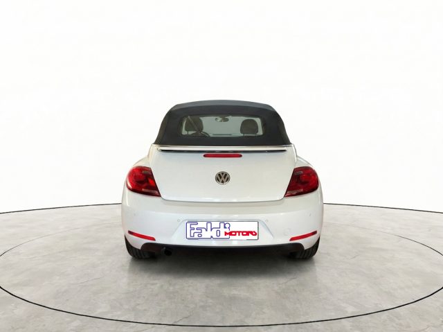 Volkswagen Maggiolino Cabrio 1.2 TSI Design - foto 4 di 4