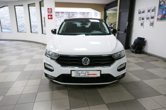 Volkswagen T-Roc 1.0 TSI 115 CV Style BlueMotion Technology - foto 2 di 4