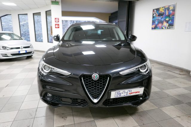 Alfa Romeo Stelvio 2.2 Turbodiesel 190 CV AT8 Q4 Business - foto 2 di 4