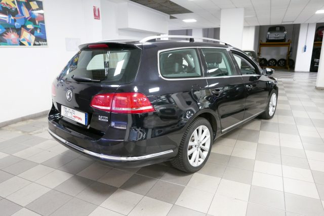 Volkswagen Passat Variant 2.0 TDI 4motion Highline 4 motion 4x4 - foto 4 di 4