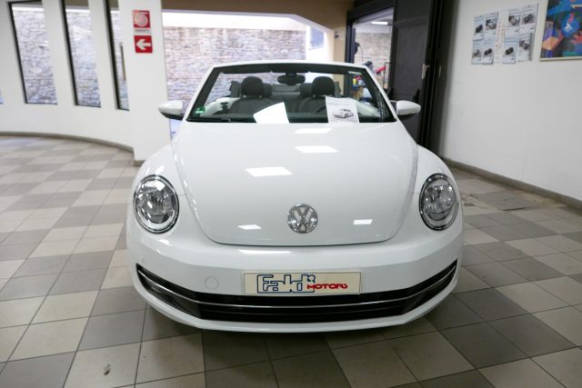 Volkswagen Maggiolino Cabrio 1.2 TSI CUP DSG BlueMotion Technology - foto 2 di 4