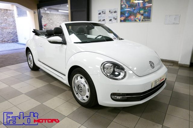 Volkswagen Maggiolino Cabrio 1.2 TSI CUP DSG BlueMotion Technology, del 2015, 33.000 km, in vendita a Firenze (FI)