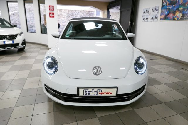 Volkswagen Maggiolino Cabrio 1.2 TSI CUP DSG BlueMotion Technology - foto 2 di 4