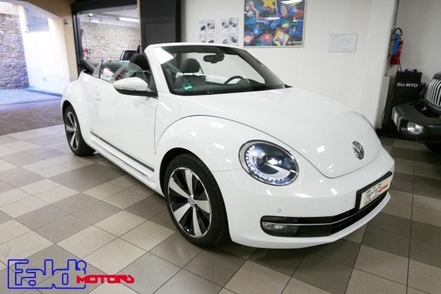 Volkswagen Maggiolino Cabrio 1.2 TSI CUP DSG BlueMotion Technology, del 2015, 77.000 km, in vendita a Firenze (FI)