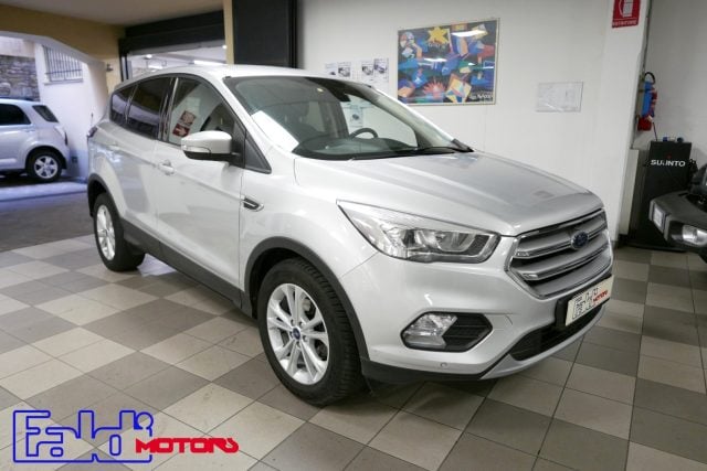 Ford Kuga 1.5 TDCI 120 CV S&S 2WD Powershift Edition, del 2019, 130.000 km, in vendita a Firenze (FI)