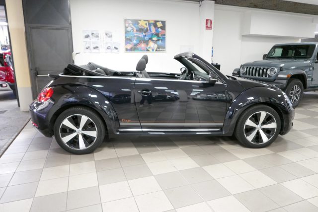 Volkswagen Maggiolino Cabrio 1.2 TSI Design - foto 3 di 4