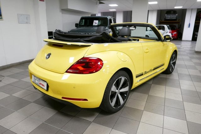 Volkswagen Maggiolino Cabrio 1.4 TSI DSG - foto 4 di 4