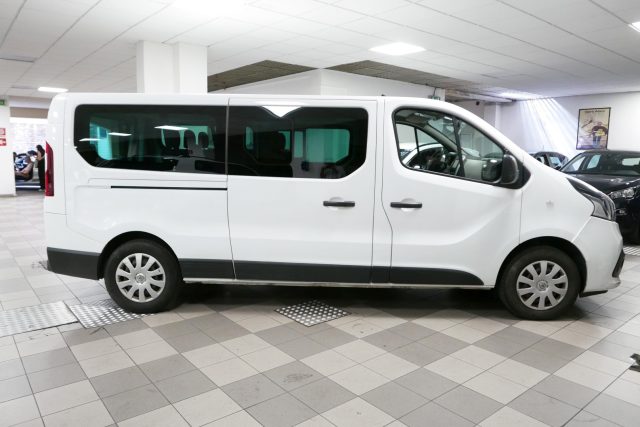 Renault Trafic T29 1.6 dCi 125CV Lungo Zen Heavy 9 Posti + IVA - foto 3 di 10
