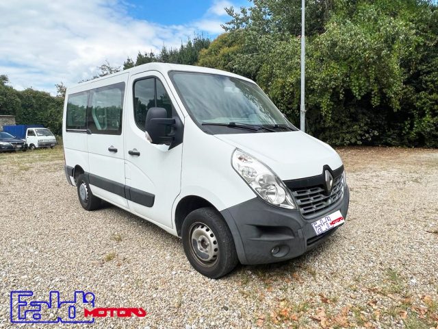 Renault Master T33 2.3 dCi/110 Furgone vetrato + IVA usato a FIRENZE
