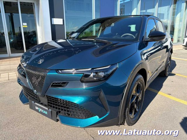 Alfa Romeo Junior 1.2 145 CV Hybrid eDCT6 - foto 2 di 4