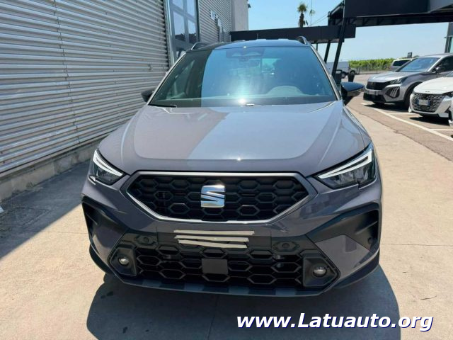 SEAT Arona 1.0 EcoTSI 115 CV Black Edition - foto 2 di 4