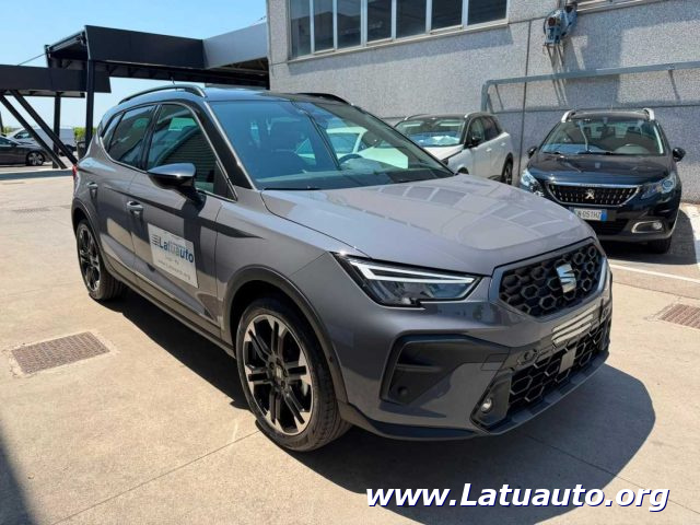SEAT Arona 1.0 EcoTSI 115 CV Black Edition - foto 3 di 4