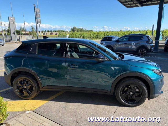 Alfa Romeo Junior 1.2 ibrida 145cv edct6 - foto 4 di 4