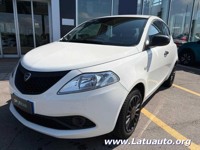 Lancia Ypsilon 1.2 Elefantino 69cv my18 - foto 2 di 4