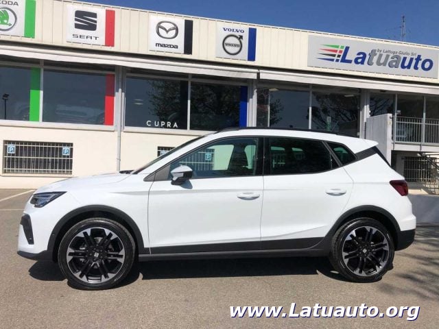 SEAT Arona 1.0 EcoTSI 115 CV DSG Black Edition - foto 3 di 4