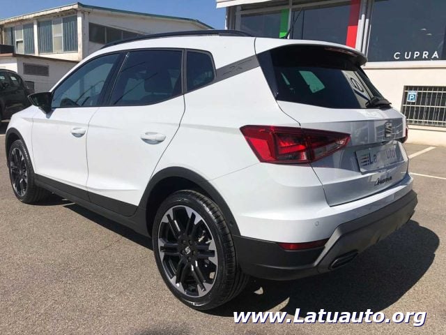 SEAT Arona 1.0 EcoTSI 115 CV DSG Black Edition - foto 4 di 4