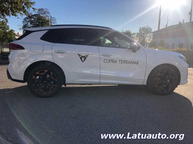 CUPRA Terramar 1.5 Hybrid DSG - foto 4 di 4