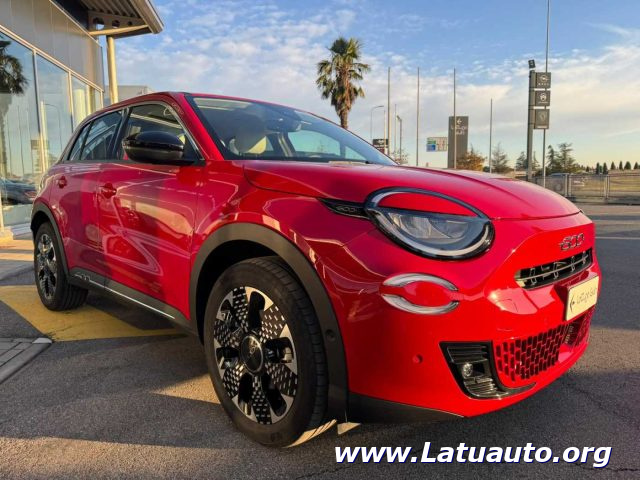 Fiat 600 Hybrid 110 CV DCT MHEV La Prima - foto 3 di 4