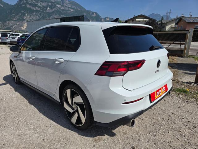 Volkswagen Golf 2.0 TSI DSG GTI - foto 4 di 4