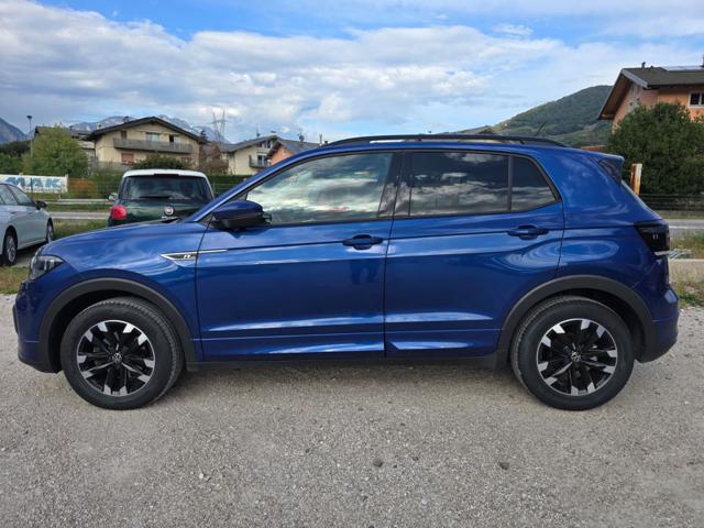 Volkswagen T-Cross 1.0 TSI 110 CV Sport - foto 3 di 4