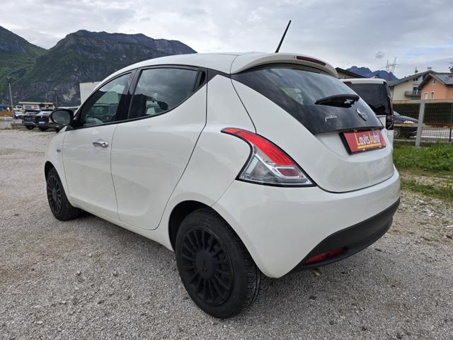 Lancia Ypsilon 1.0 FireFly 5 porte S&S Hybrid, del 2022, 73.532 km, in vendita a Lavis (TN)