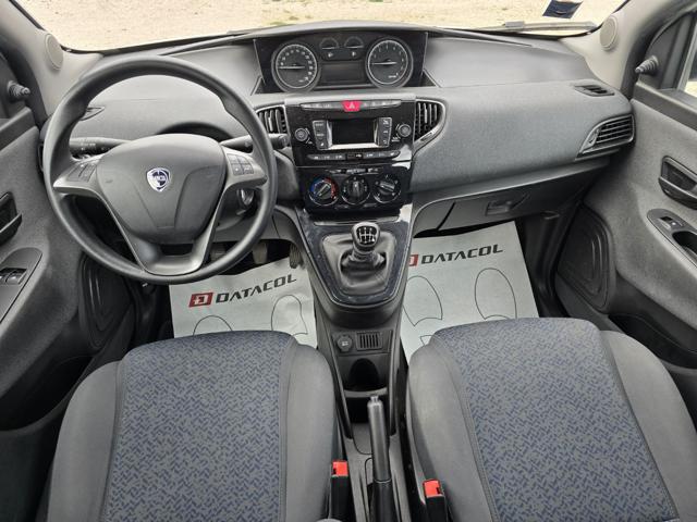 Lancia Ypsilon 1.0 FireFly 5 porte S&S Hybrid - foto 4 di 4