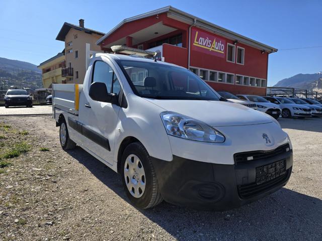 Peugeot Partner 1.6 8V e-HDi 90CV CASSONATO - RIBALTABILE usato a LAVIS